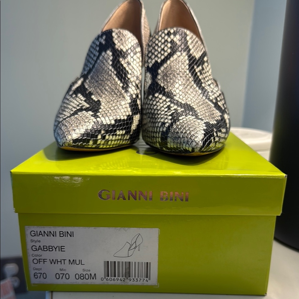Gianni Bini Black and White Snakeskin High Heel Loafers